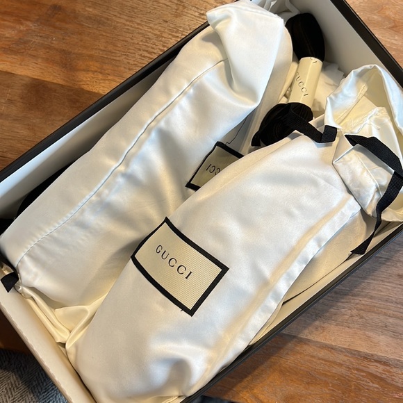 Authentic Gucci Sneakers - Size 39 - Picture 10 of 12